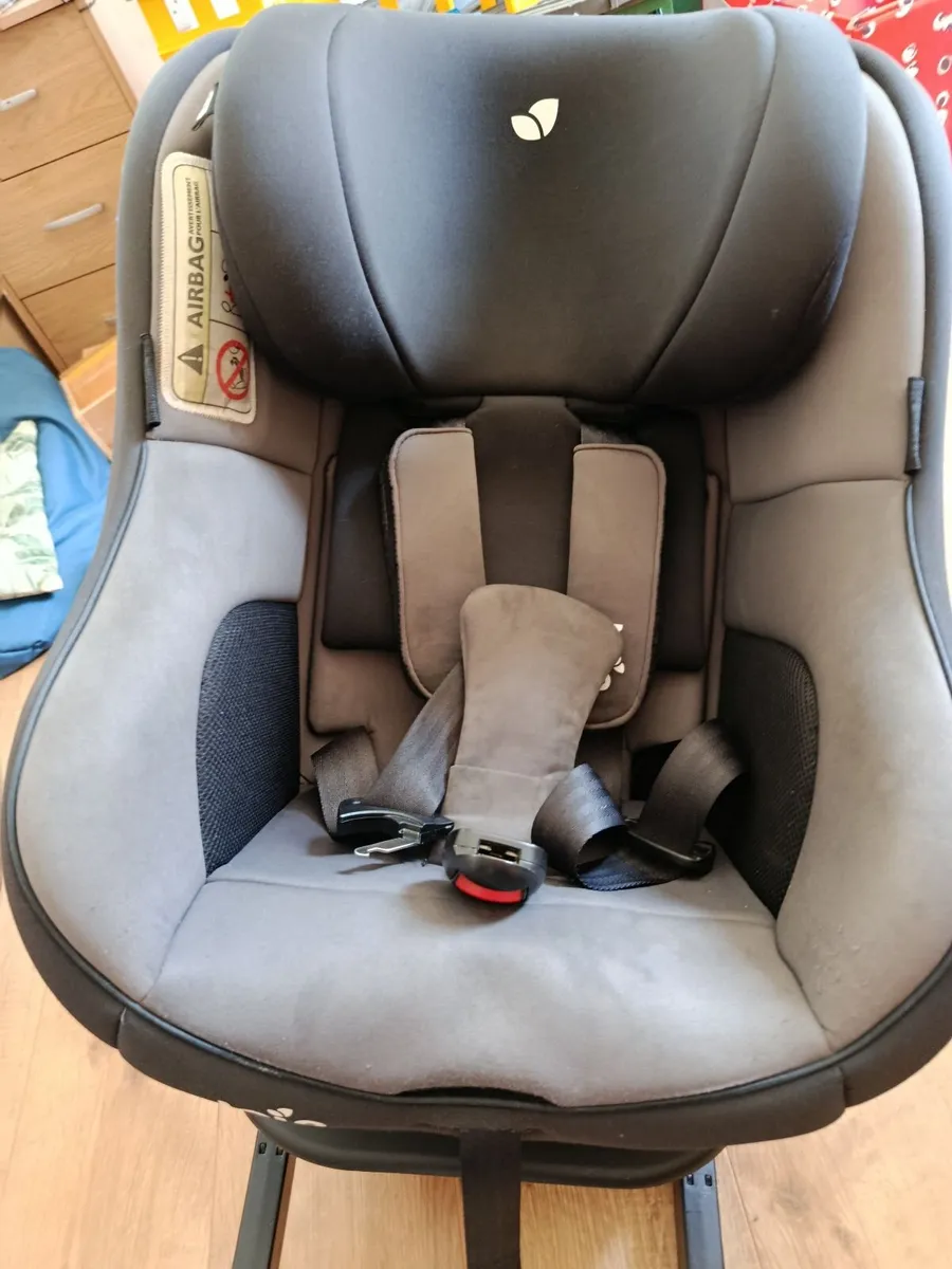 Joie spin 360 car seat - Image 2