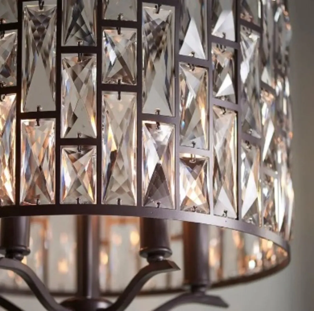 Chandalier - Image 3