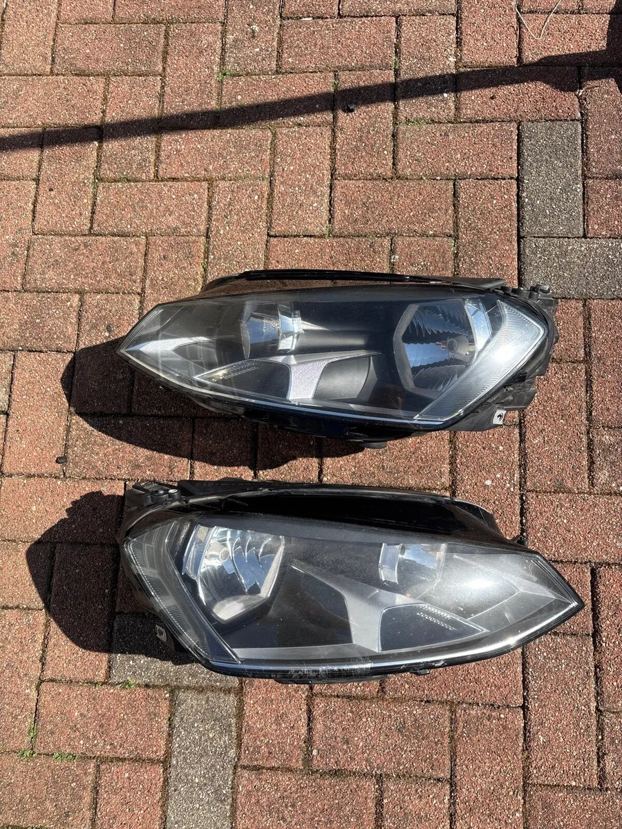 MK7 Golf Front lights - Image 1