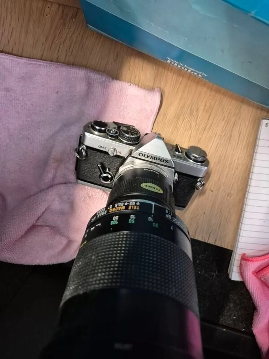 camera and photography equipment - Image 1
