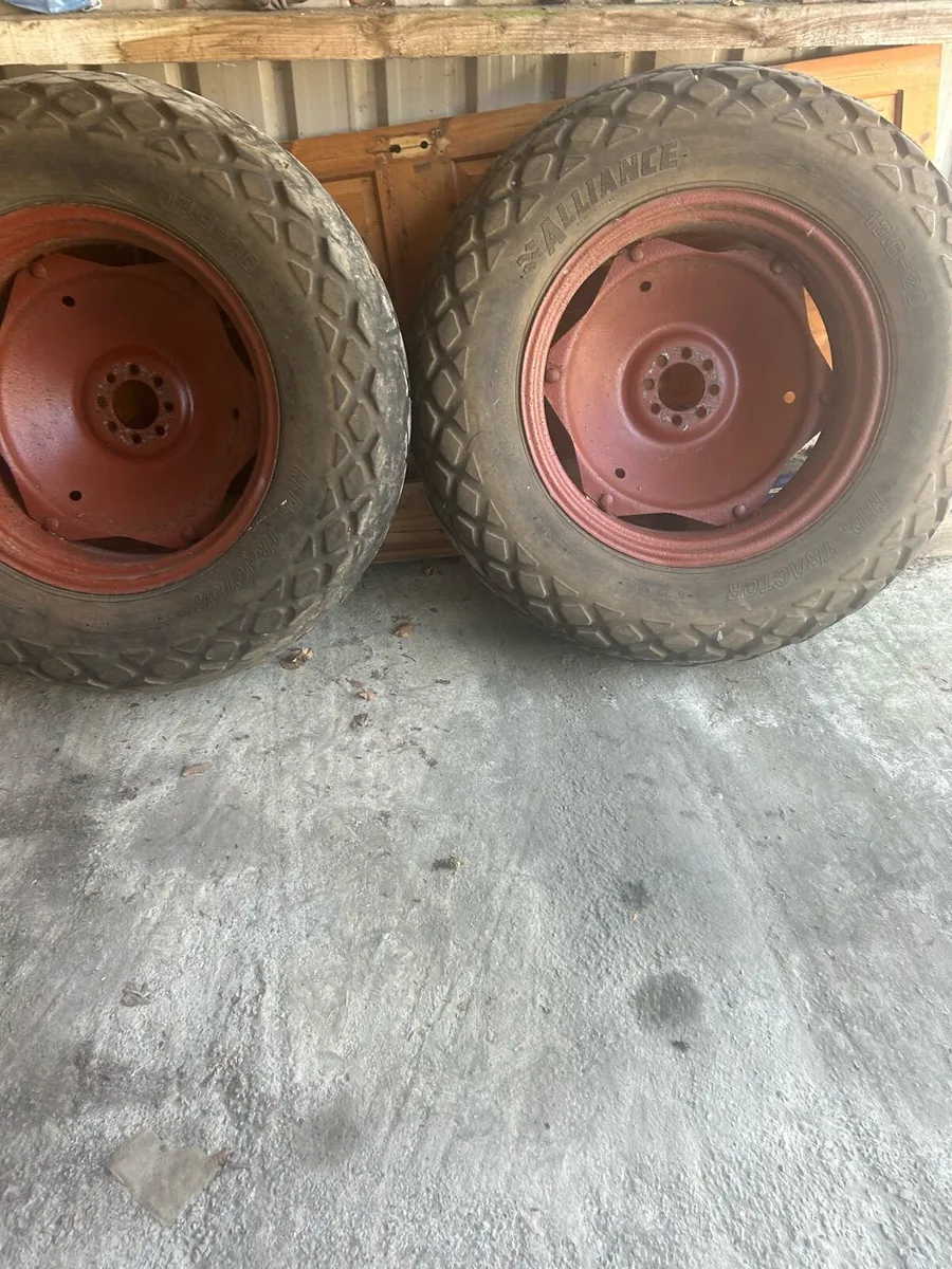 Grass tyres and rims - Image 2