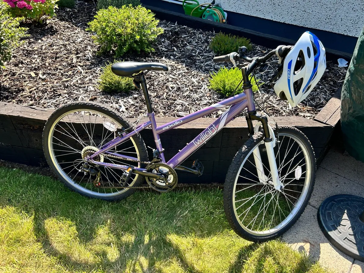 Girls bike - Image 1