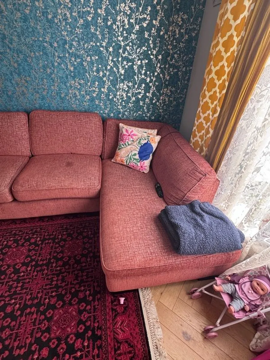 L Shaped corner Sofa - Image 2