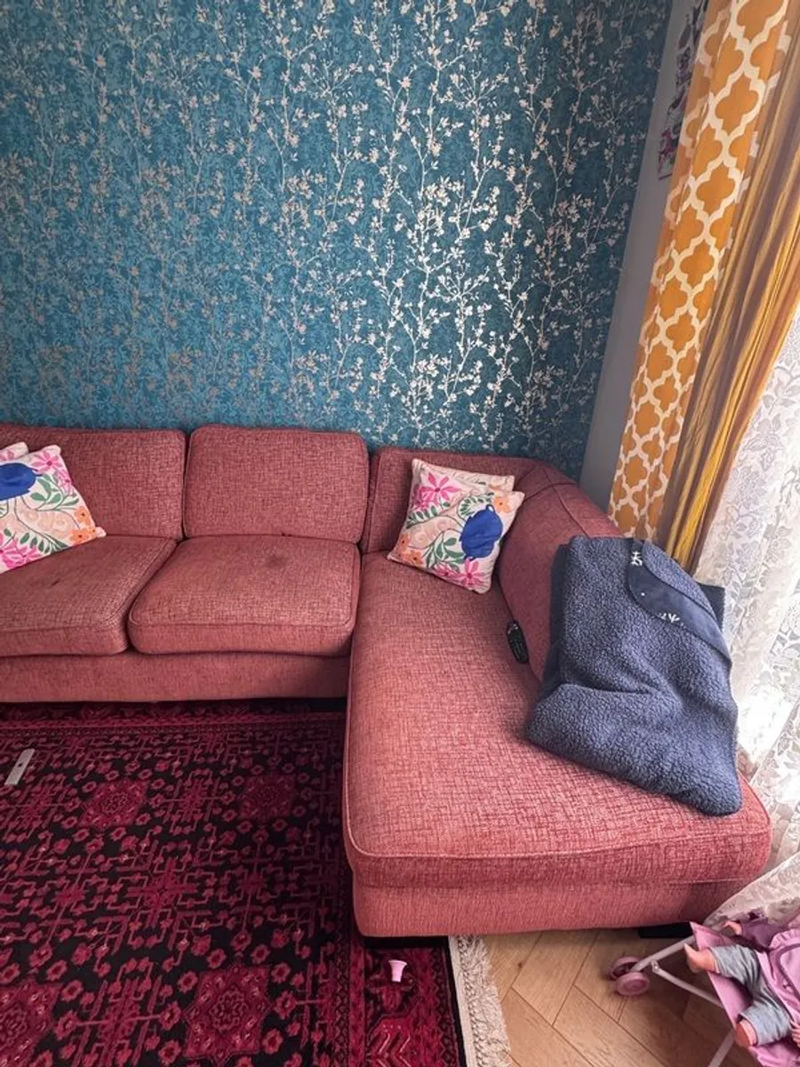L Shaped corner Sofa - Image 3