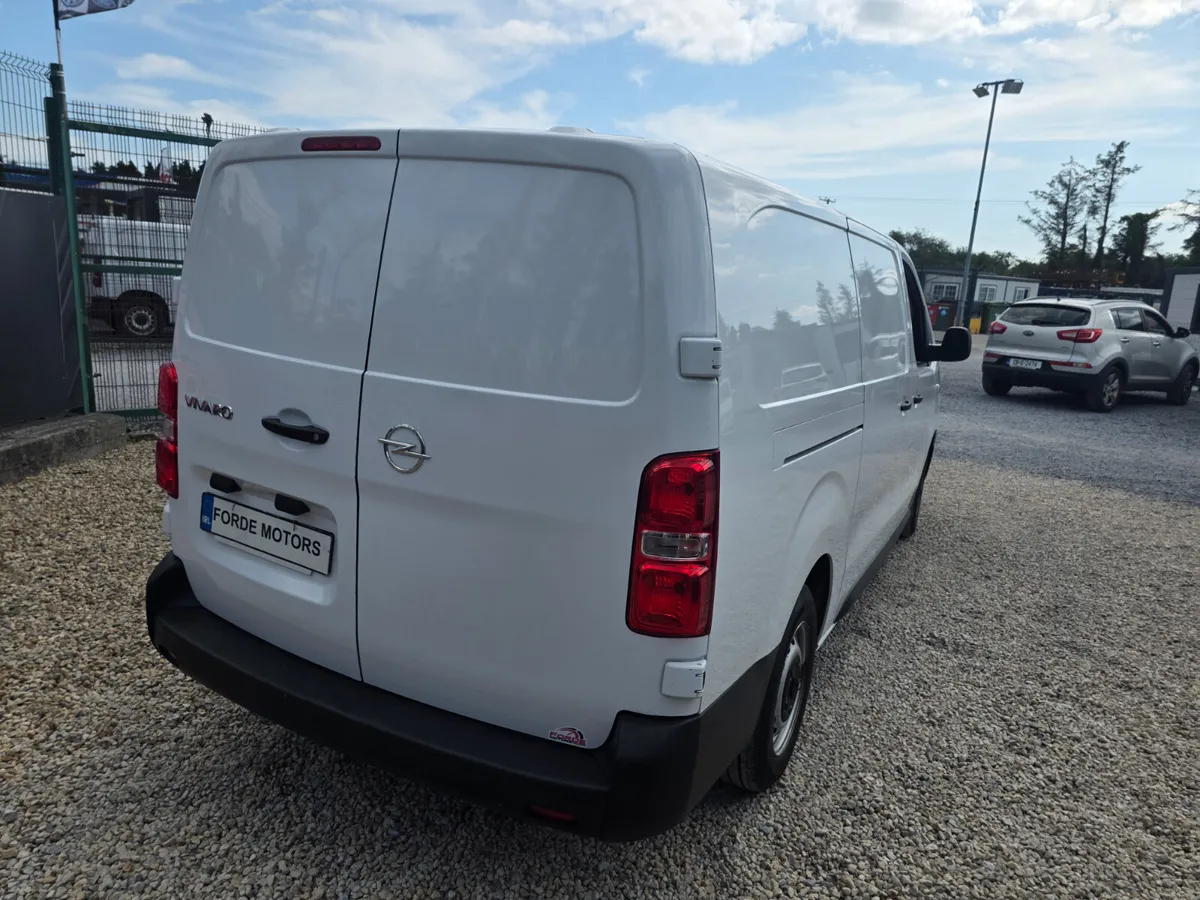 Opel Vivaro 2023 - Image 4