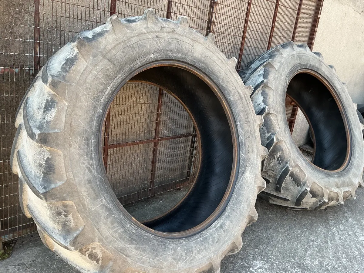 TRACTOR TYRES 12.4x28 (11x28)FIT GREY FERGUSON ETC - Image 2