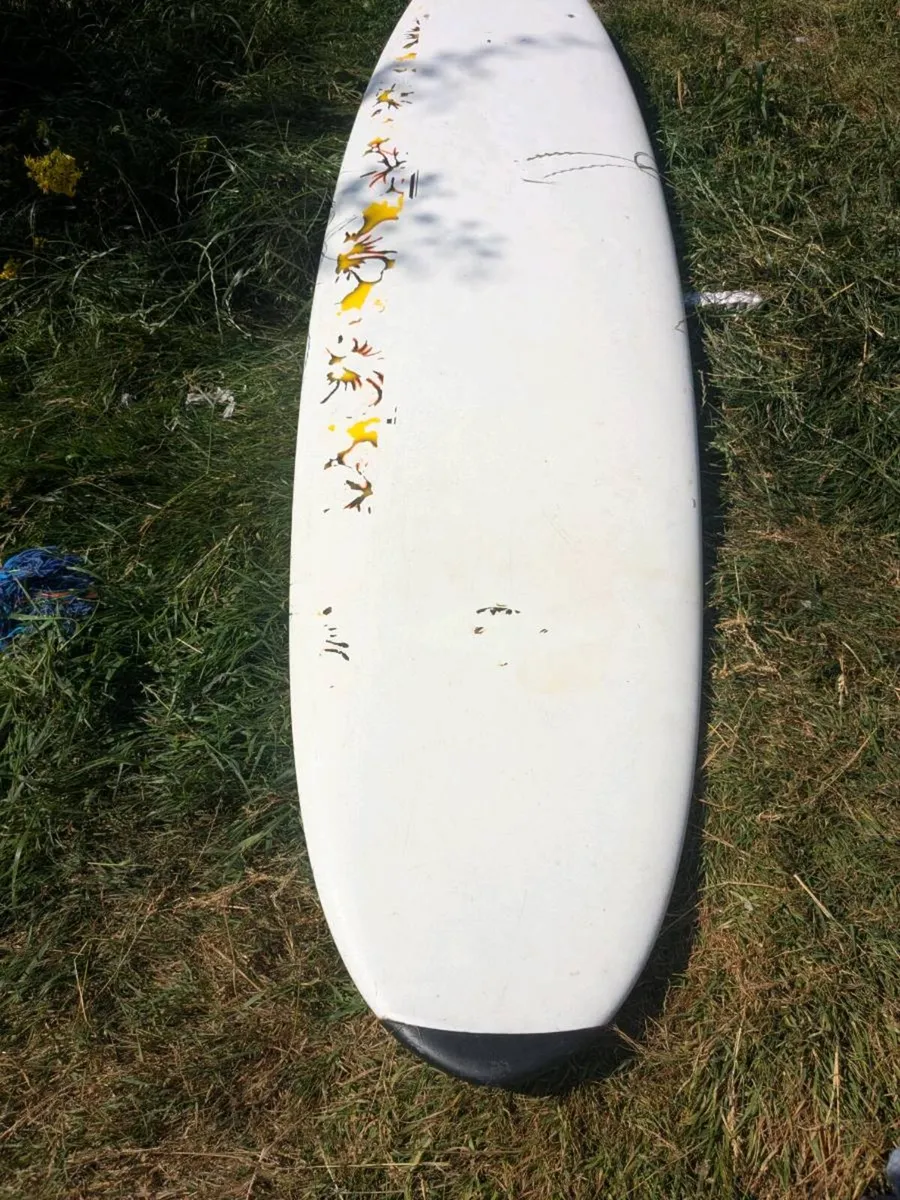 Bic surfboard 7ft 2" - Image 1