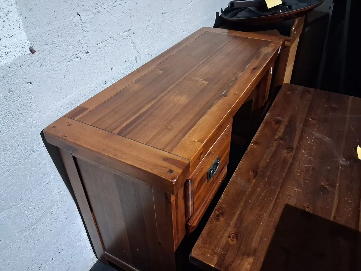 Online Offsite Offsite Furniture Auction - Image 3