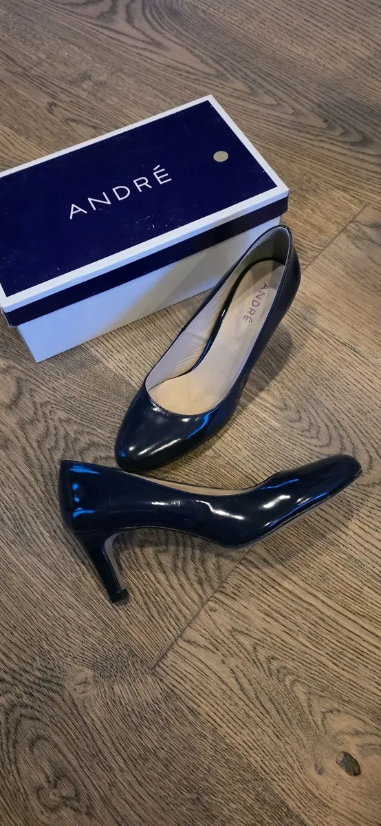 Shoes - Image 2