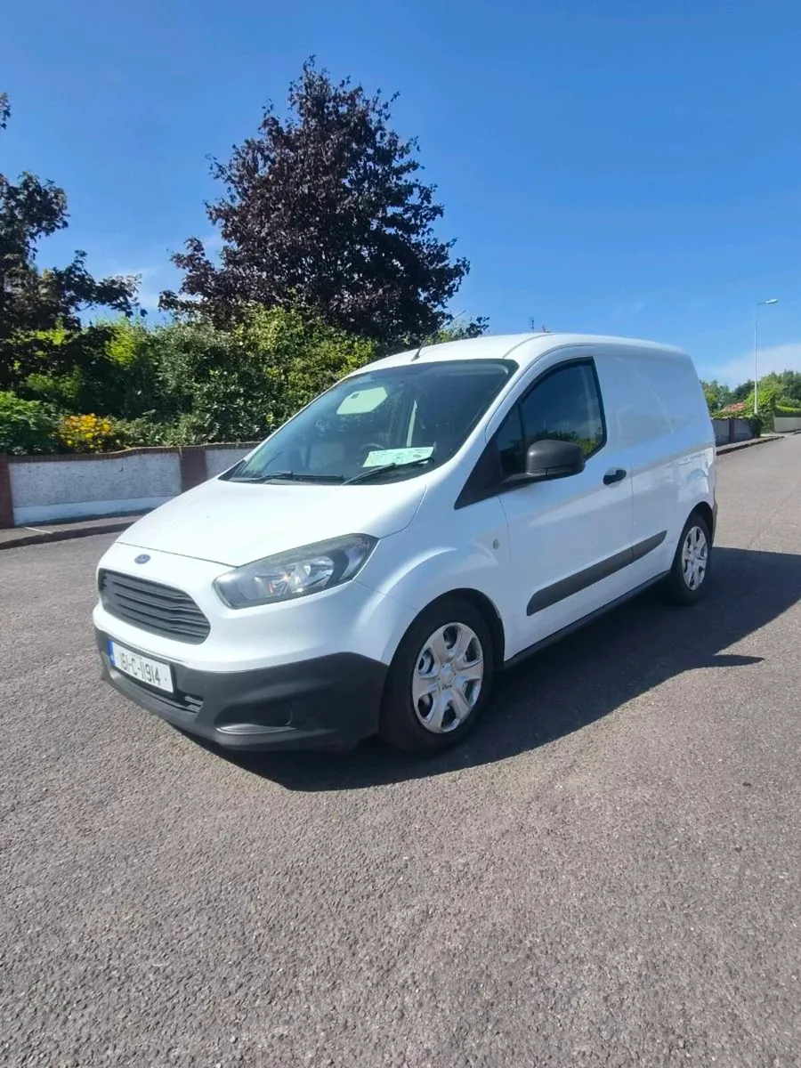 2016 ford courier - Image 3