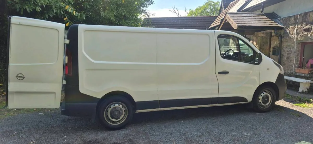 Opel Vivaro LWB 2016 - Image 3