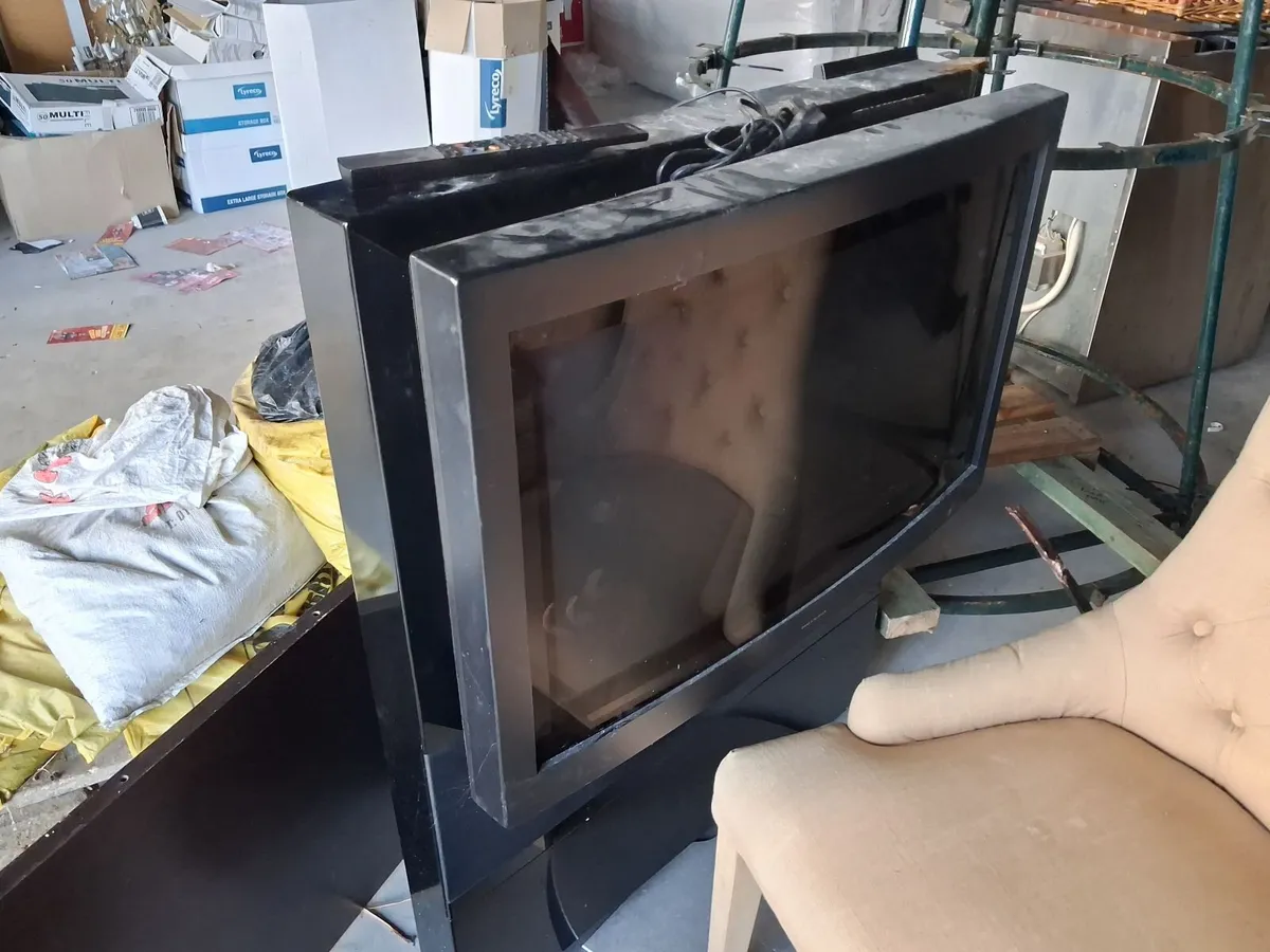 Online Offsite Office Furniture Auction - Image 1