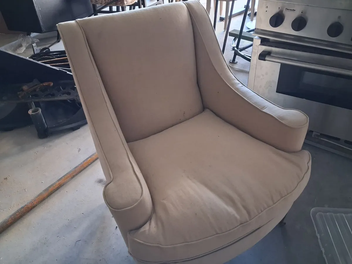 Online Offsite Office Furniture Auction - Image 3