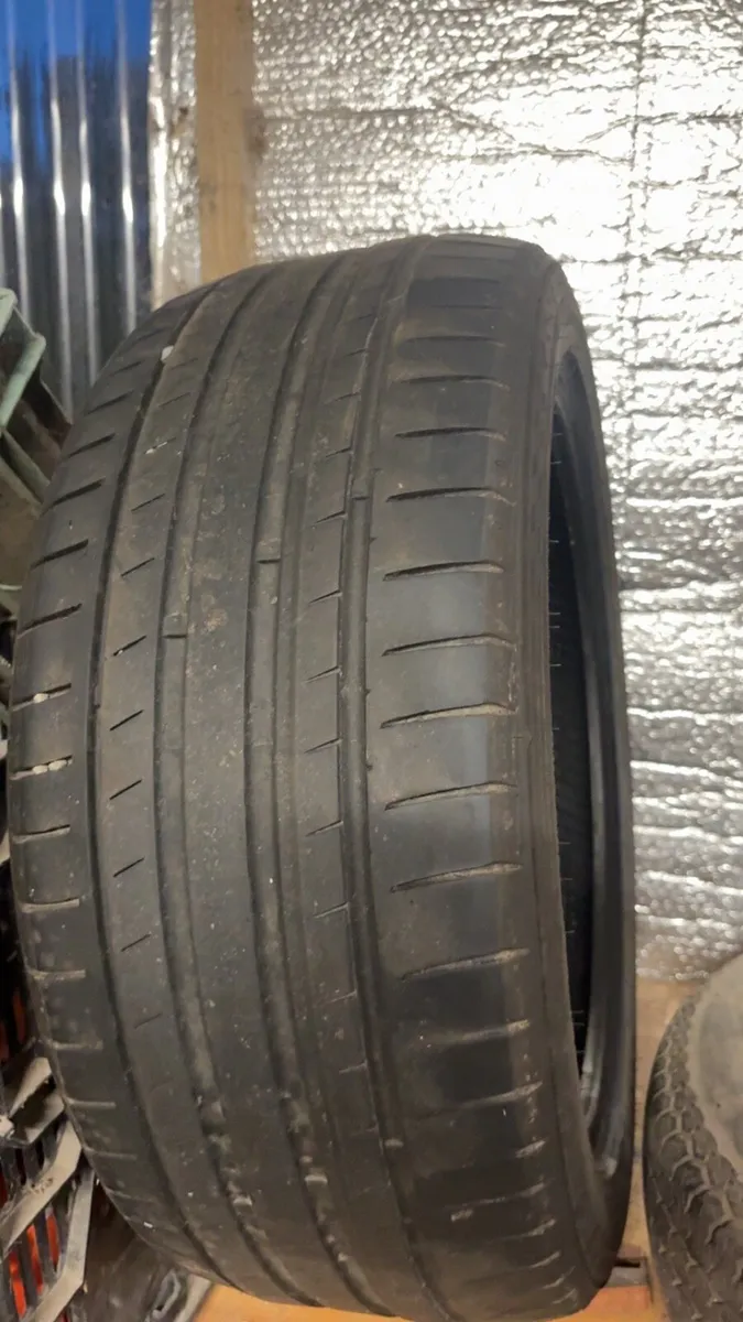 Tyres - Image 2