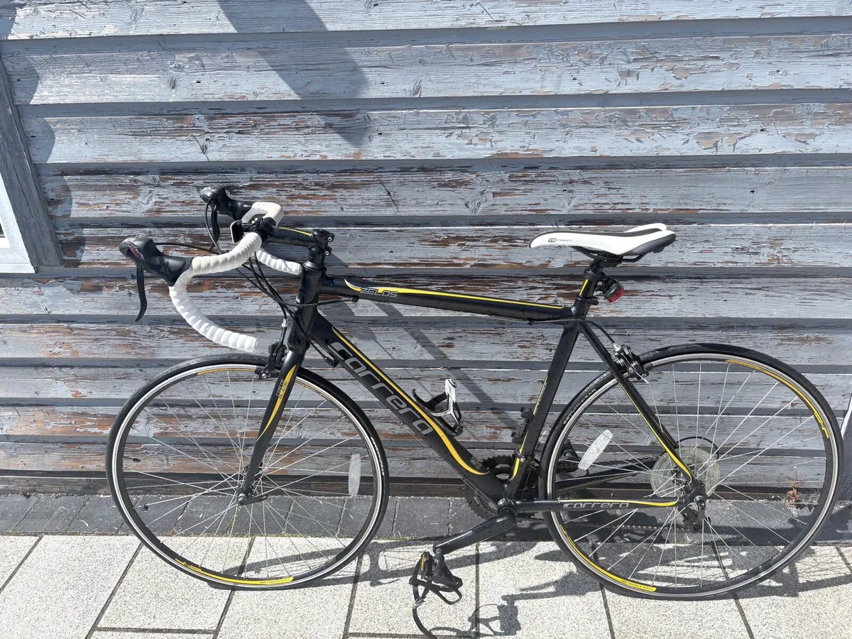 Racing bike - Image 1
