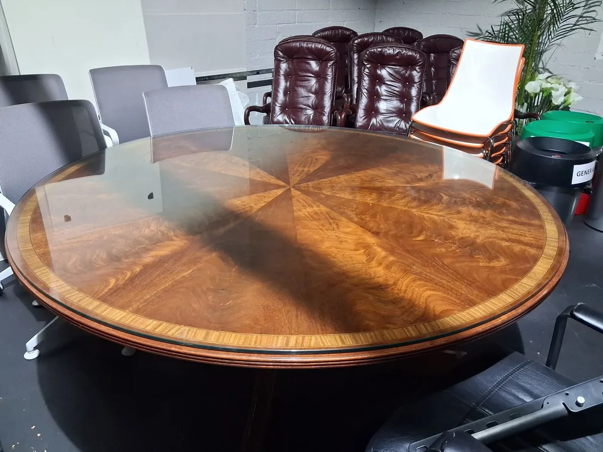 Online Offsite Furniture Auction - Image 2