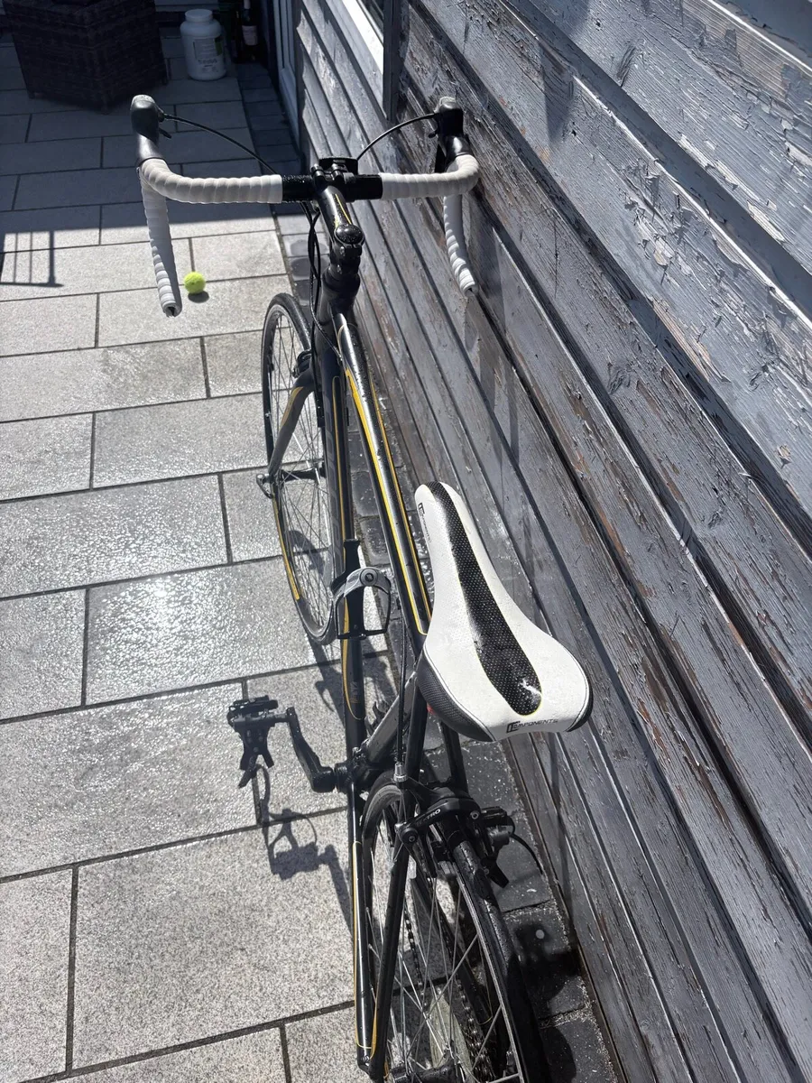 Racing bike - Image 3