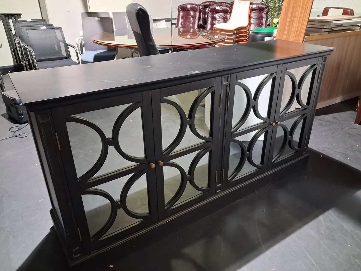 Online Offsite Furniture Auction - Image 3