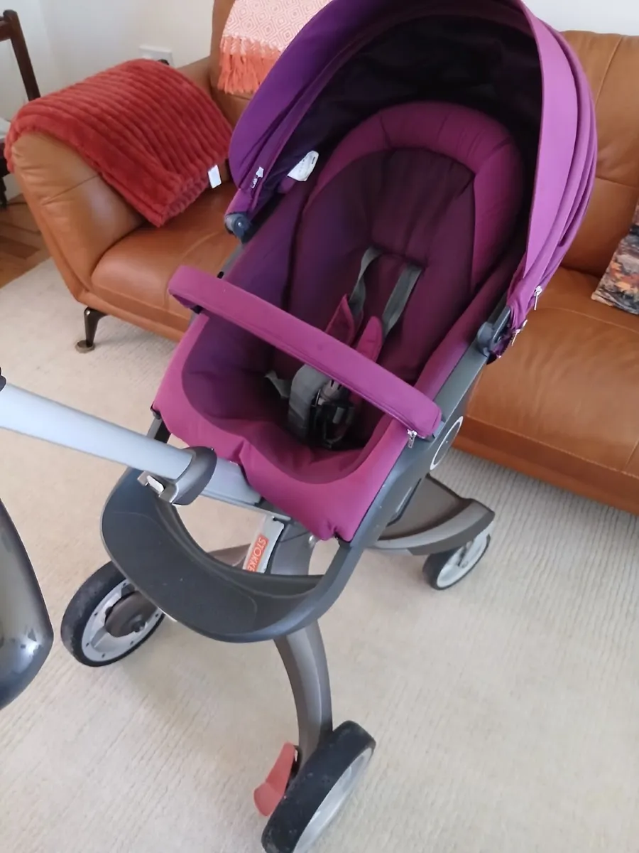 Stokke Xplory Buggy and Car Seat - Image 2