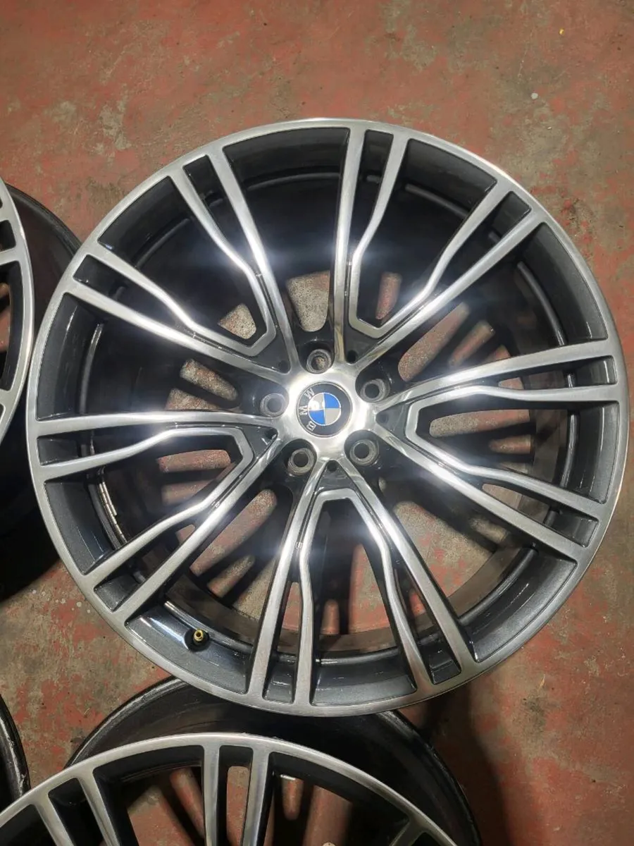 Bmw  R21 style 669m genuine alloys - Image 3