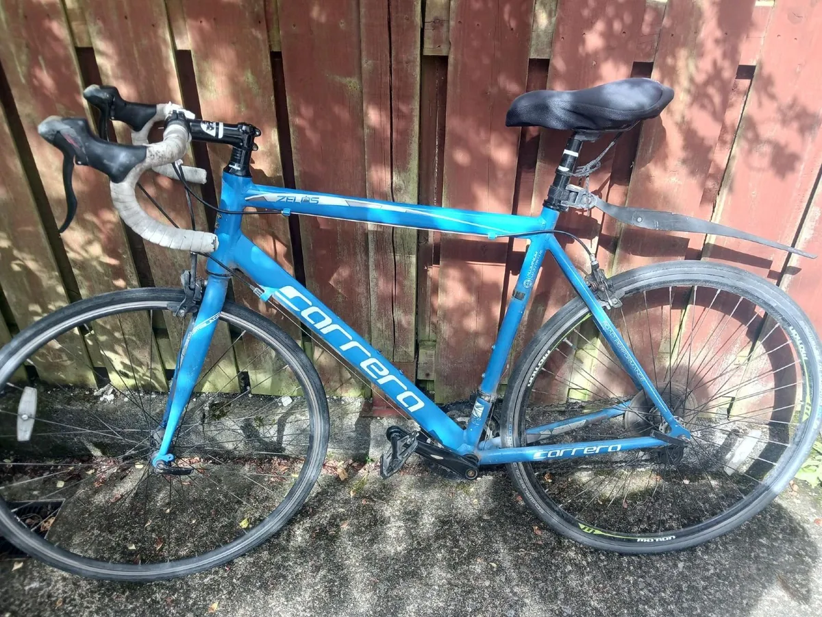Carrera Zelos Mens Road Bike - Image 1