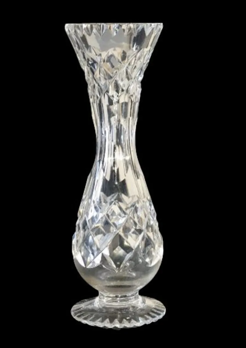 Pristine Harrods 6.5" Lead Crystal Bud Vase - Image 4