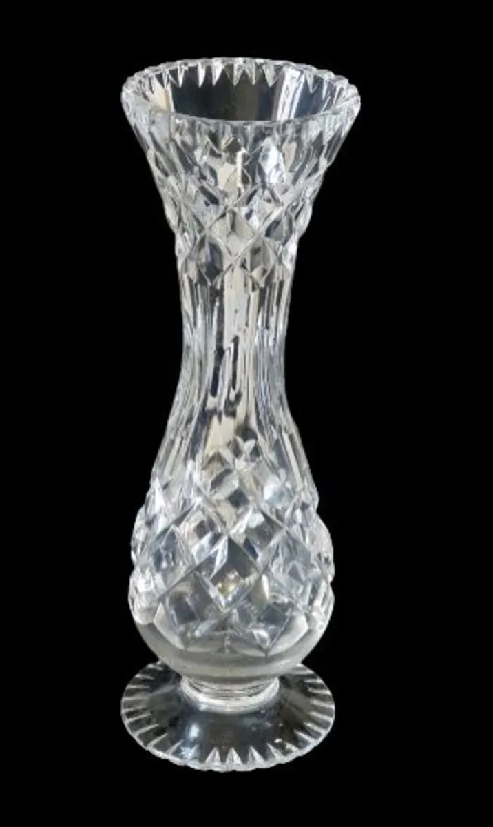 Pristine Harrods 6.5" Lead Crystal Bud Vase - Image 2
