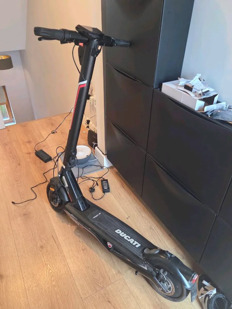 Ducati Pro-III electric scooter in good - Image 2