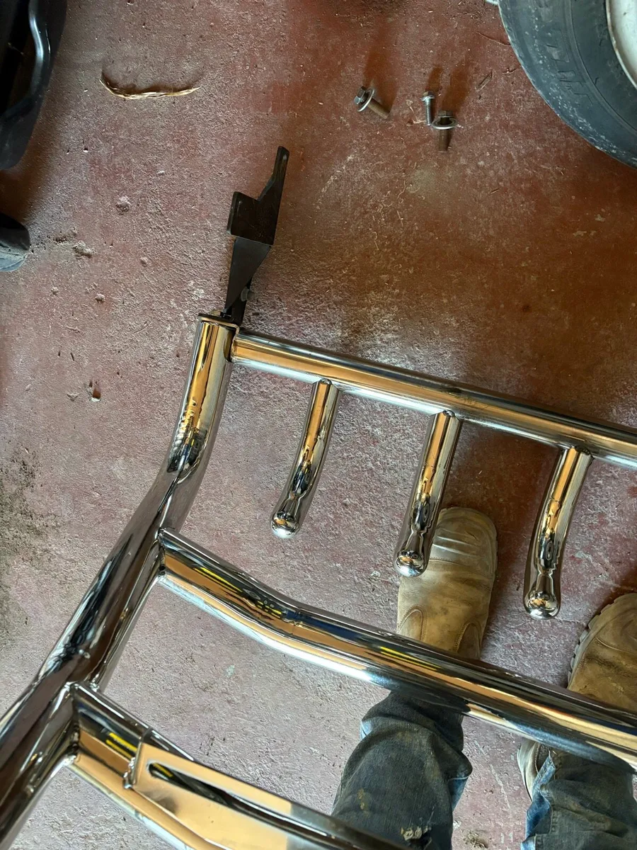 2008 Land Cruiser bull bar - Image 2