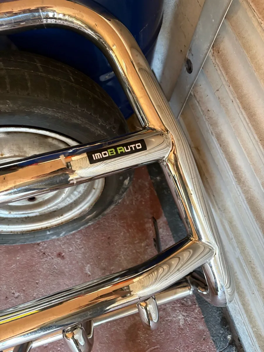 2008 Land Cruiser bull bar - Image 3