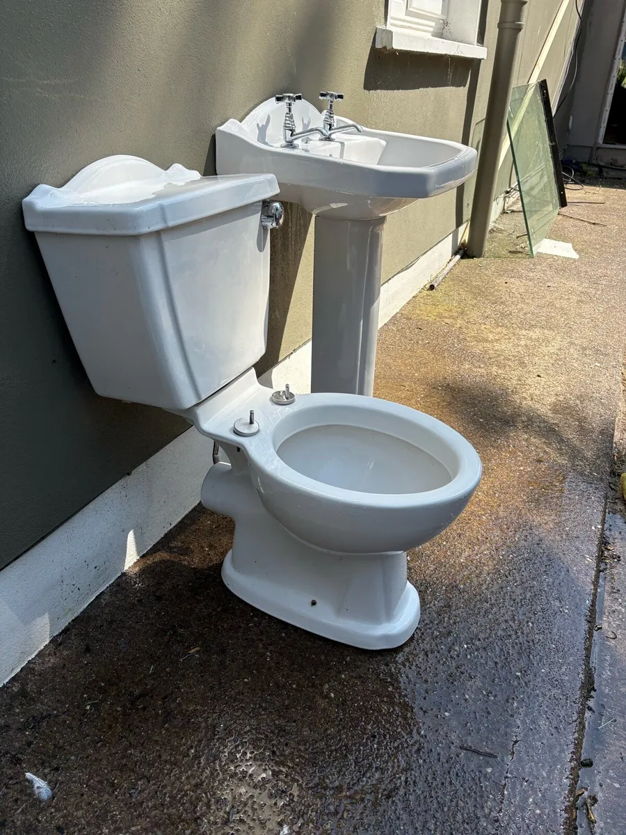 Toilet &  Hand basin - Image 1