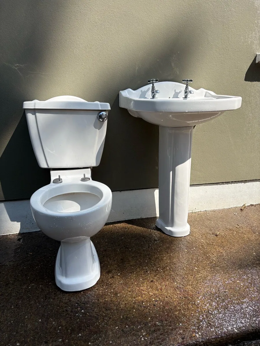 Toilet &  Hand basin - Image 2