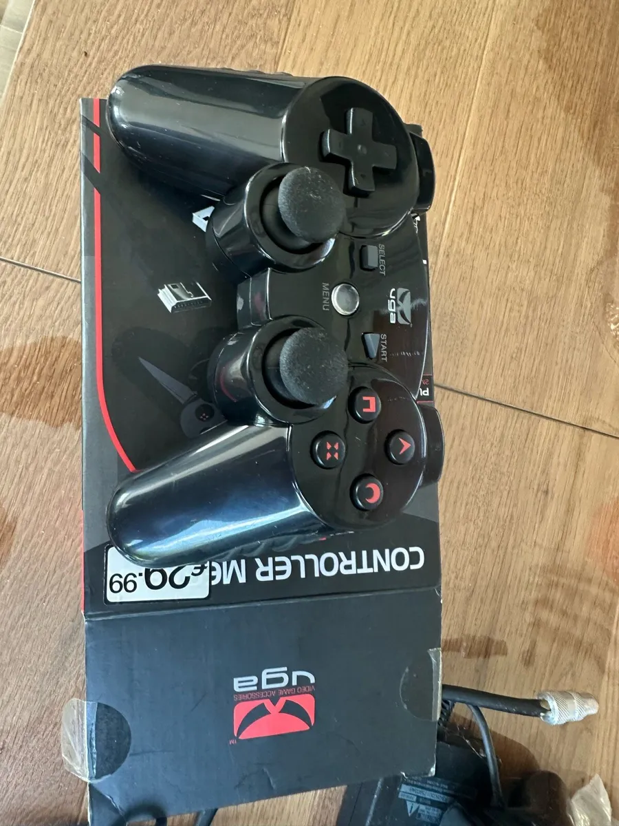 Play Station 2 - Image 2