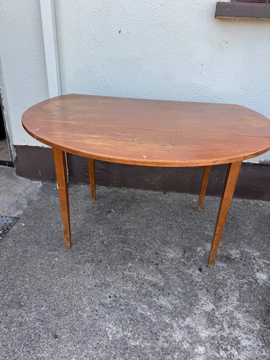 Vintage table - Image 4