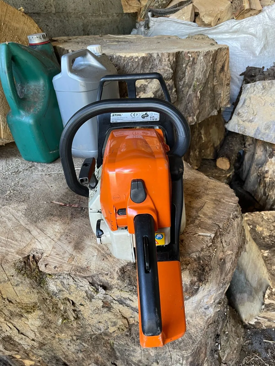 Stihl MS230 chainsaw - Image 3
