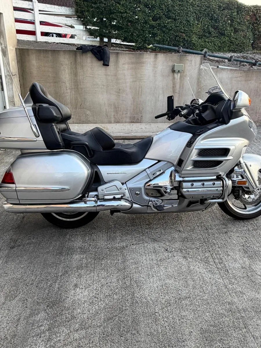 HONDA GOLDWING 1800 - Image 1