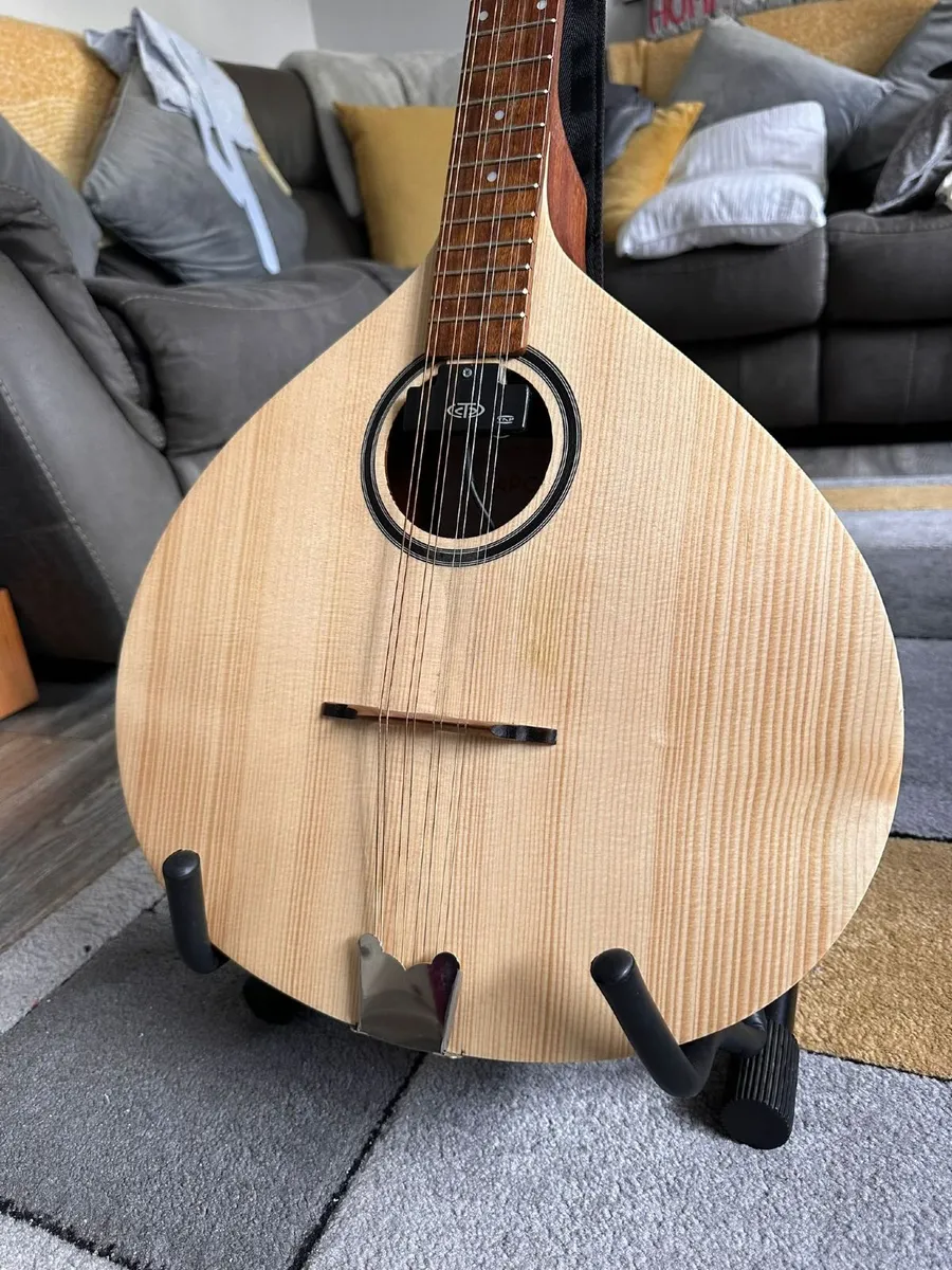 Bouzouki - Image 1
