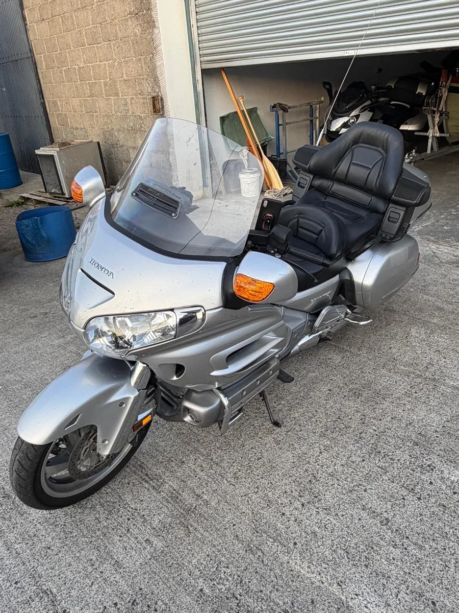 HONDA GOLDWING 1800 - Image 2