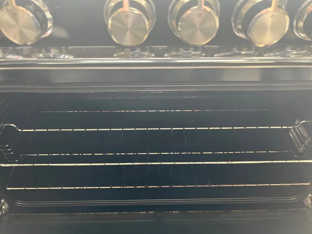 Fisher and Paykel Dual Fuel Cooker - Image 2