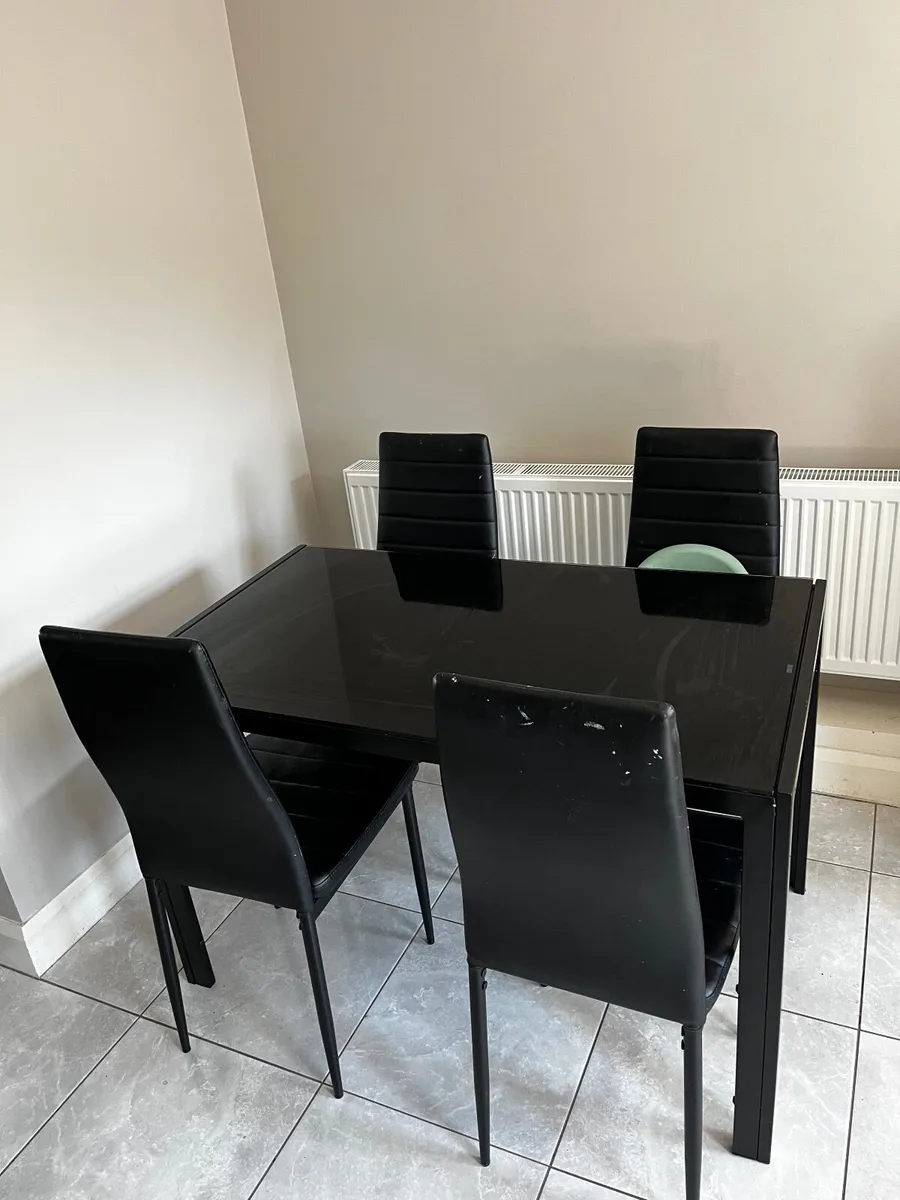 Table and chairs FREE - Image 2