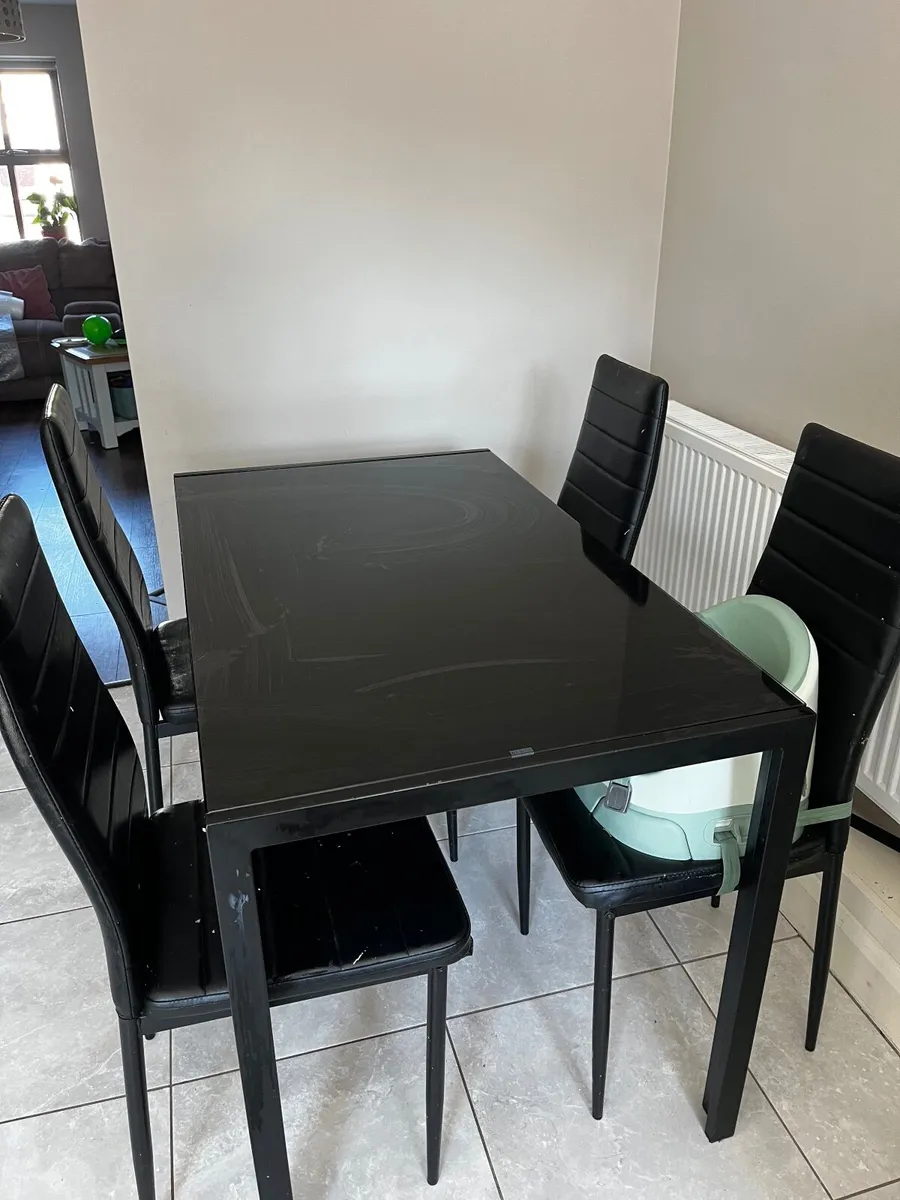 Table and chairs FREE - Image 4