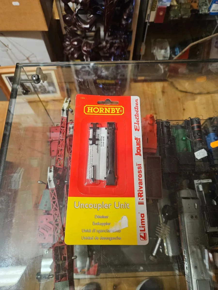 Hornby OO Gauge Uncoupler Unit - Image 1