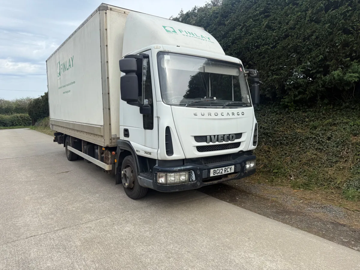 2012 IVECO  3930cc box body with Tail lift - Image 3