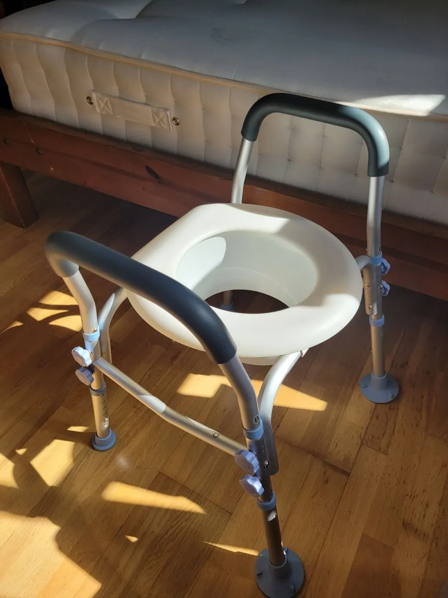 Toilet frame