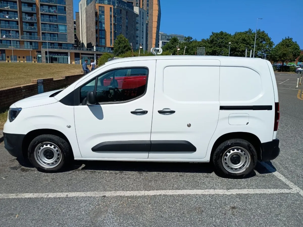 Opel Combo 2021 - Image 3