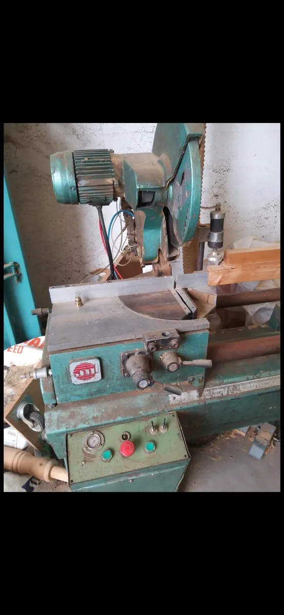 Double Mitre Saw - Image 3