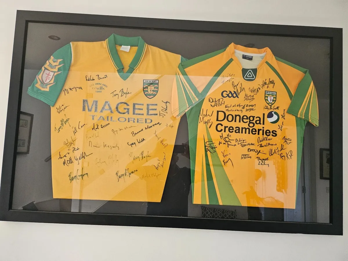 Donegal signed tops - Image 3
