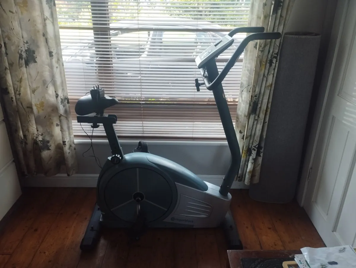 Exercise bike - Image 1