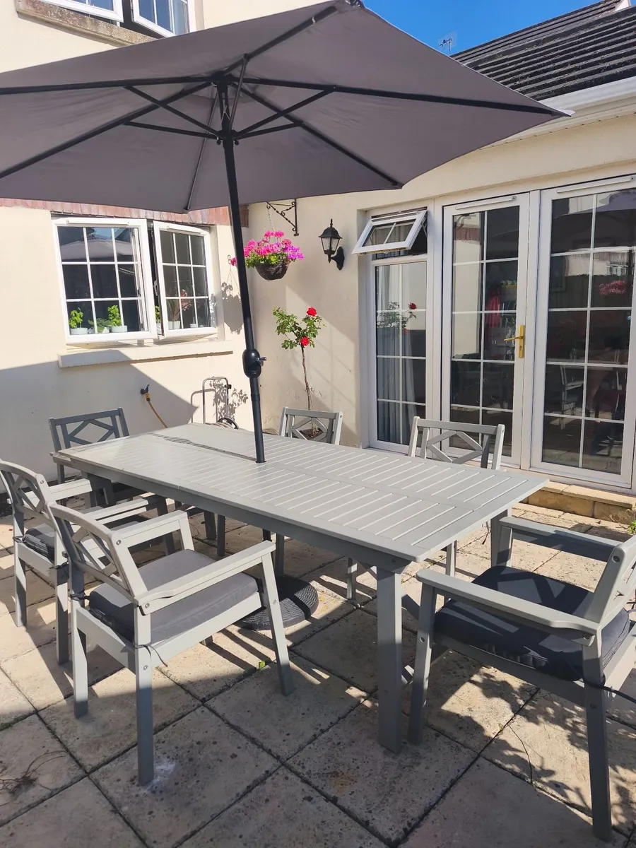 Garden furniture large table & 6 chairs - Image 4