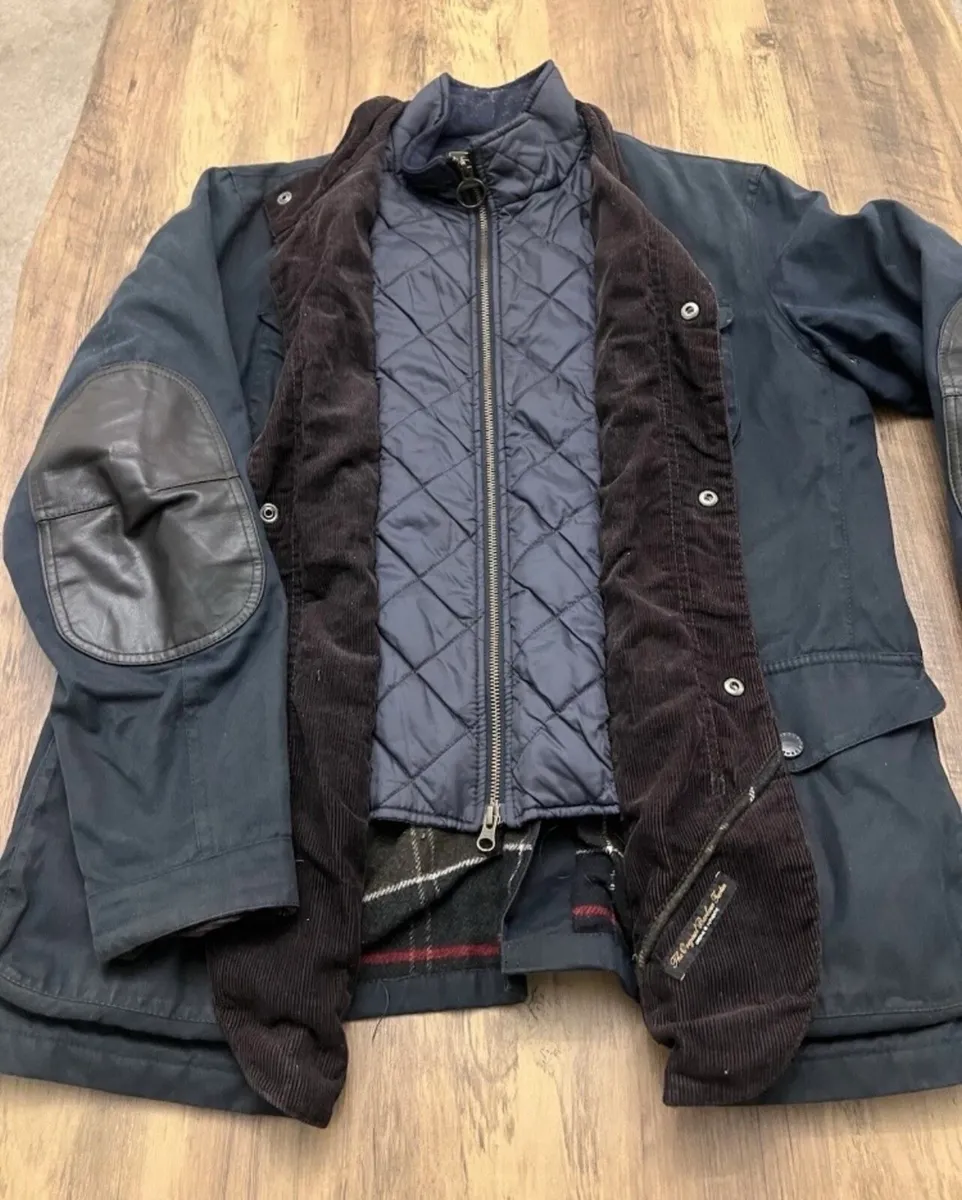 Barbour Ogston Wax Jacket Navy - Image 3